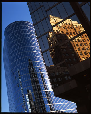 Reflection of the Marine Building